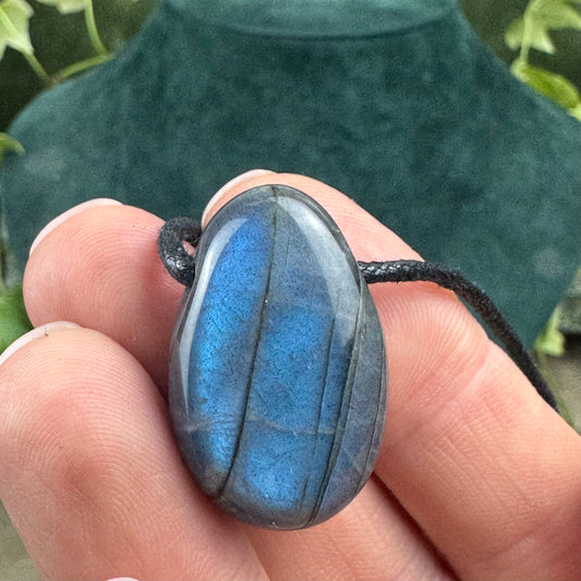 Labradorite Tumblestone Crystal Necklace