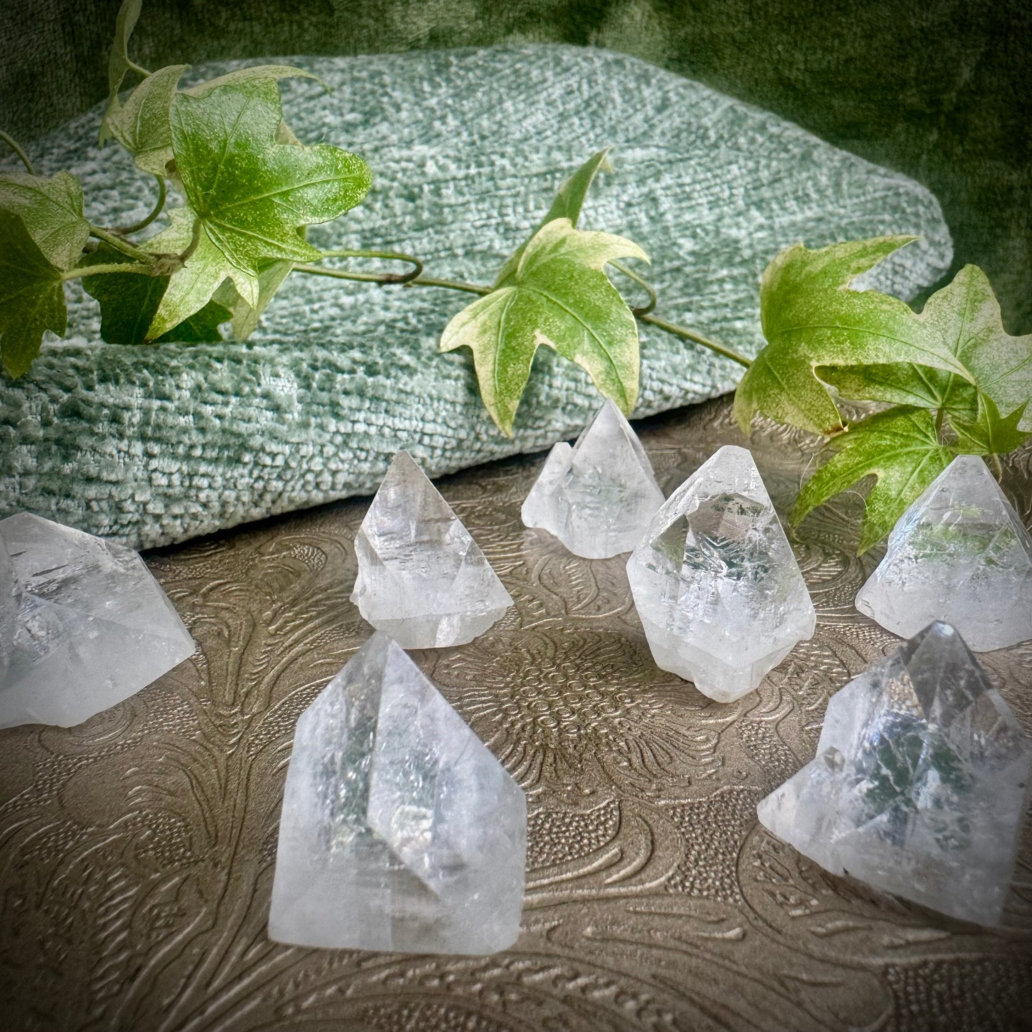 Apophylite Points