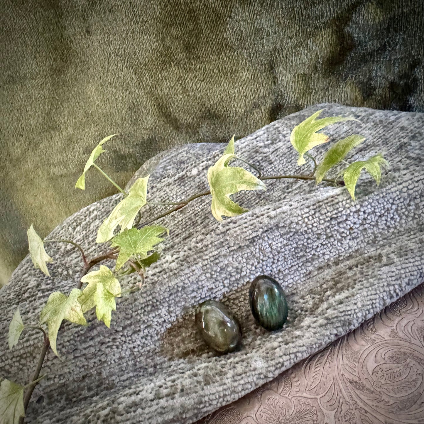 Labradorite Egg