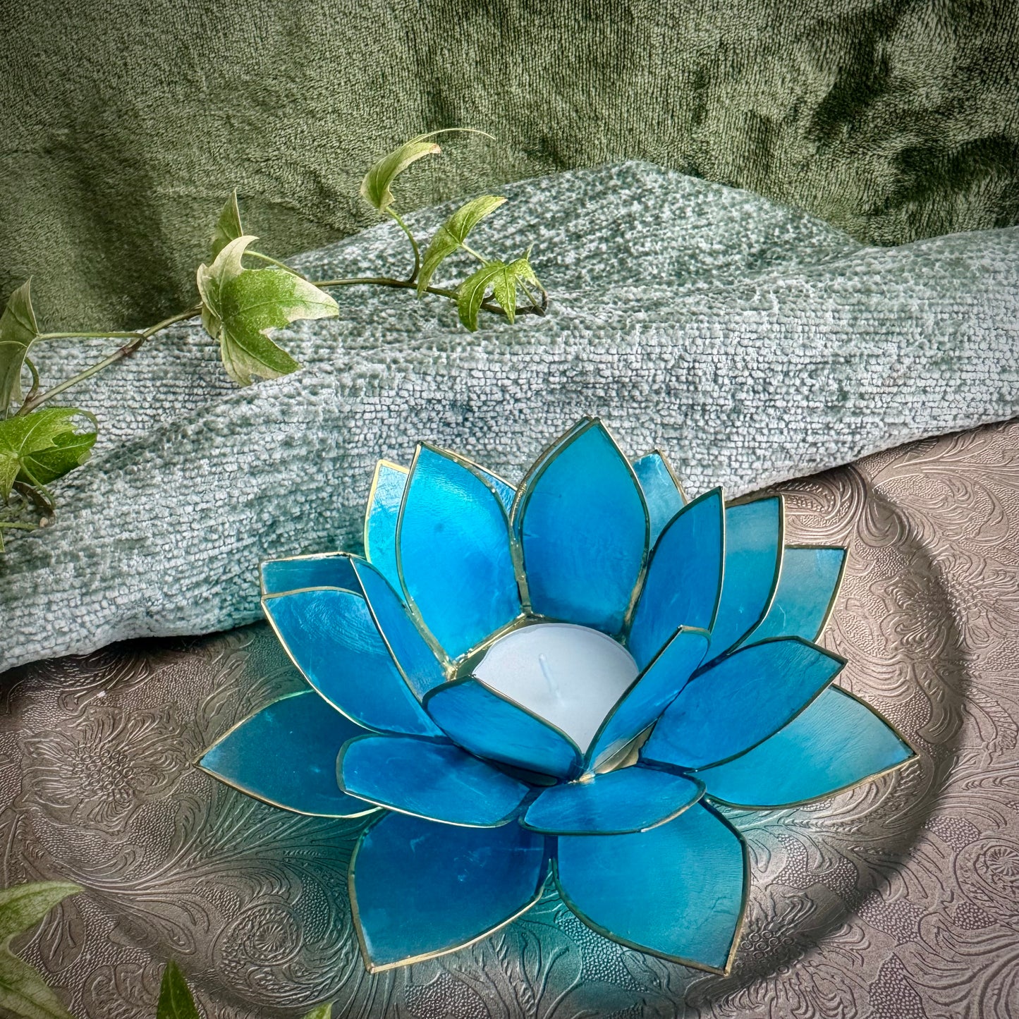 Blue Lotus Candle Holder – Capiz Shell (Throat Chakra)